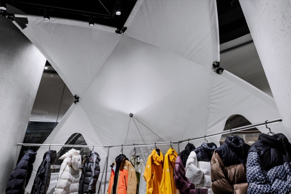 THE NORTH FACE URBAN EXPLORATION by kooo architects