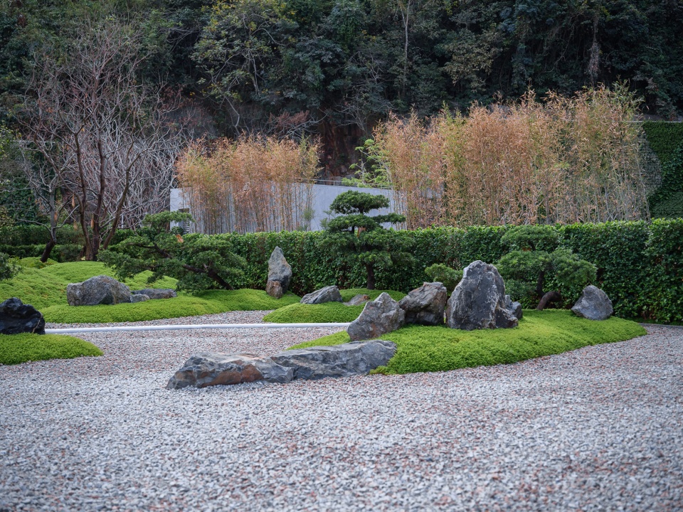 sanya aranya courtyard of ninefold mountains by yoshiki toda landscape