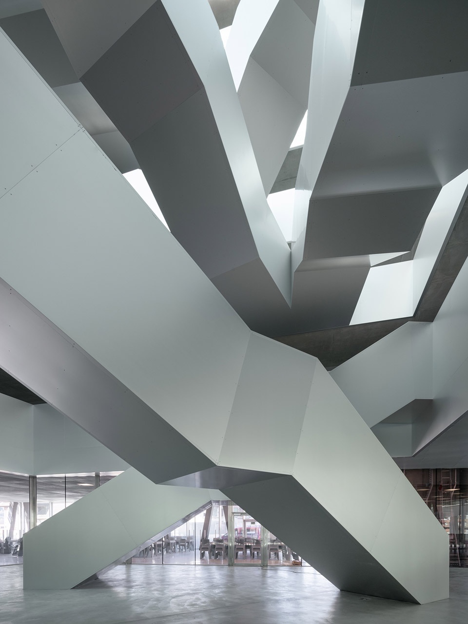 sierre business and general education school by bonnard woeffray architectes