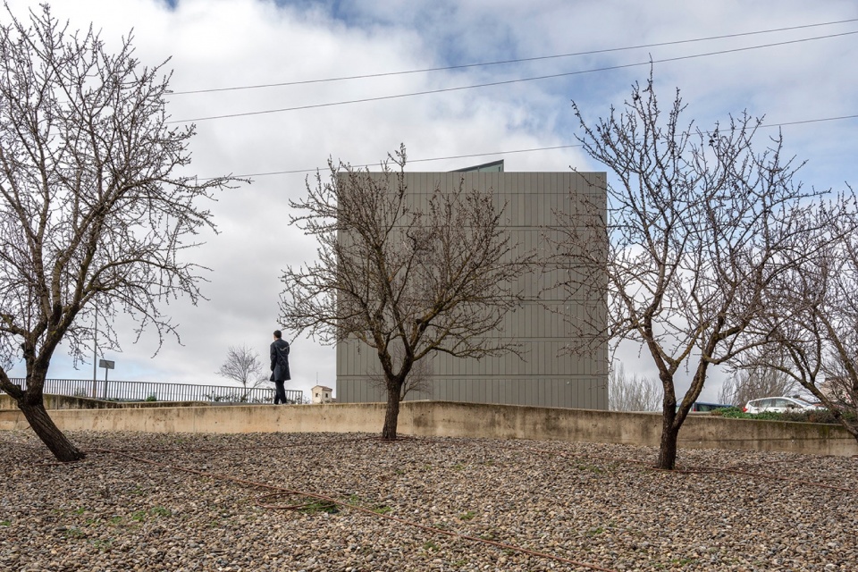 AZUCARERA HOUSING by FRPO Rodriguez Oriol