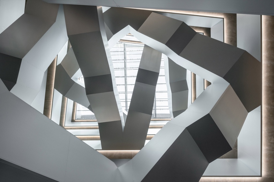 sierre business and general education school by bonnard woeffray architectes