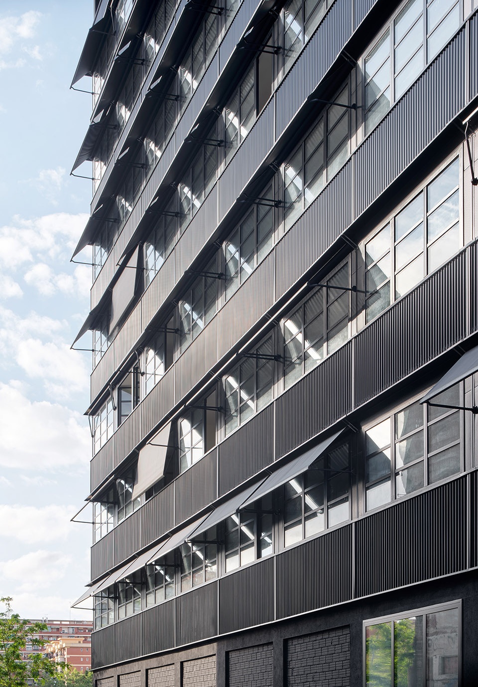 industrialised social housing units in barcelona by vivas arquitectos exe arquitectura