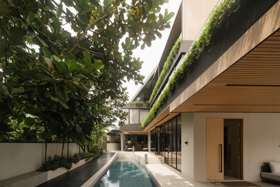 Garden Villa by Create Architecture