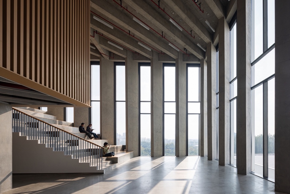 Yijia Building of Tongji University Students Activity Center in Jiading Campus by ongji Architectural Design Group Co. Ltd ATELIER LPLUS
