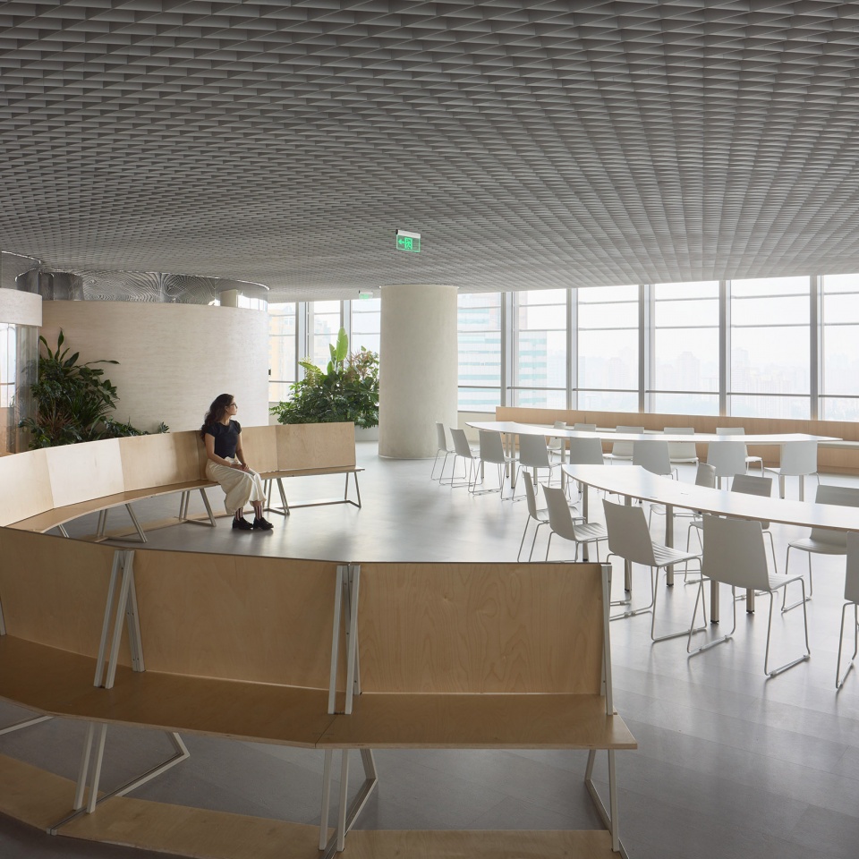 interior design for an asset management company by hcch studio