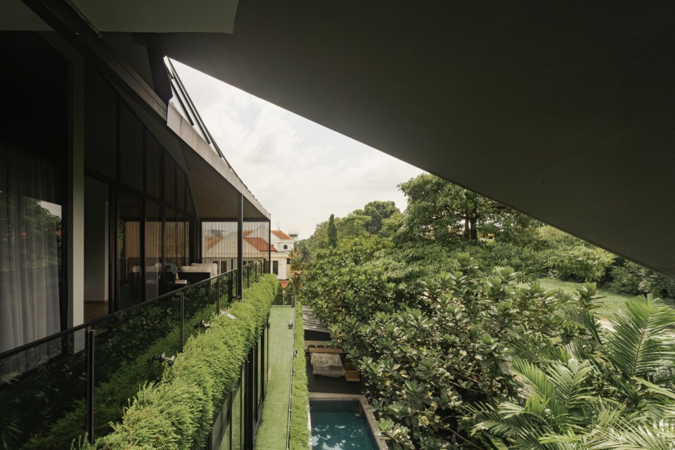 Garden Villa by Create Architecture