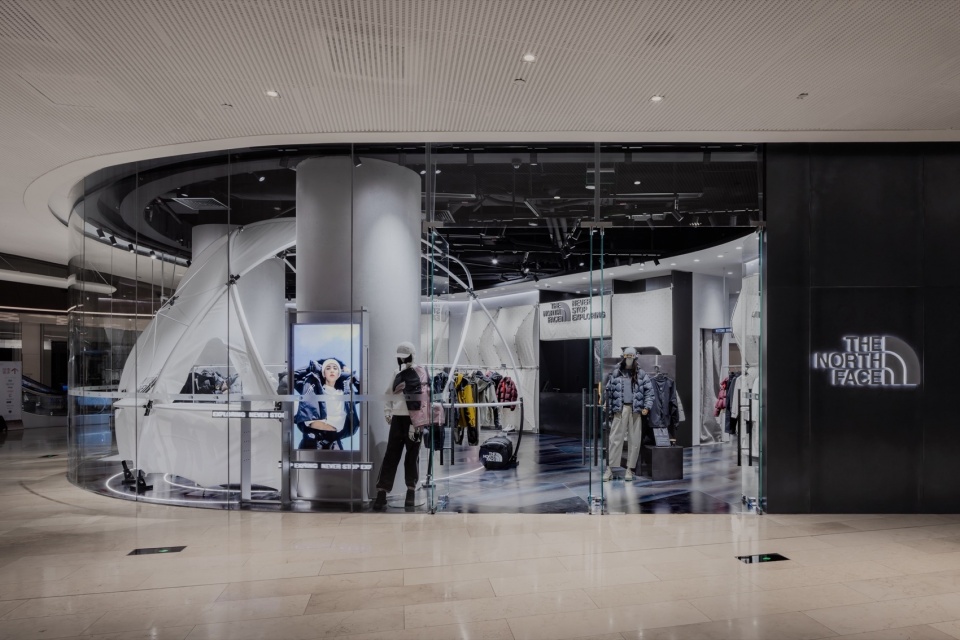 THE NORTH FACE URBAN EXPLORATION by kooo architects