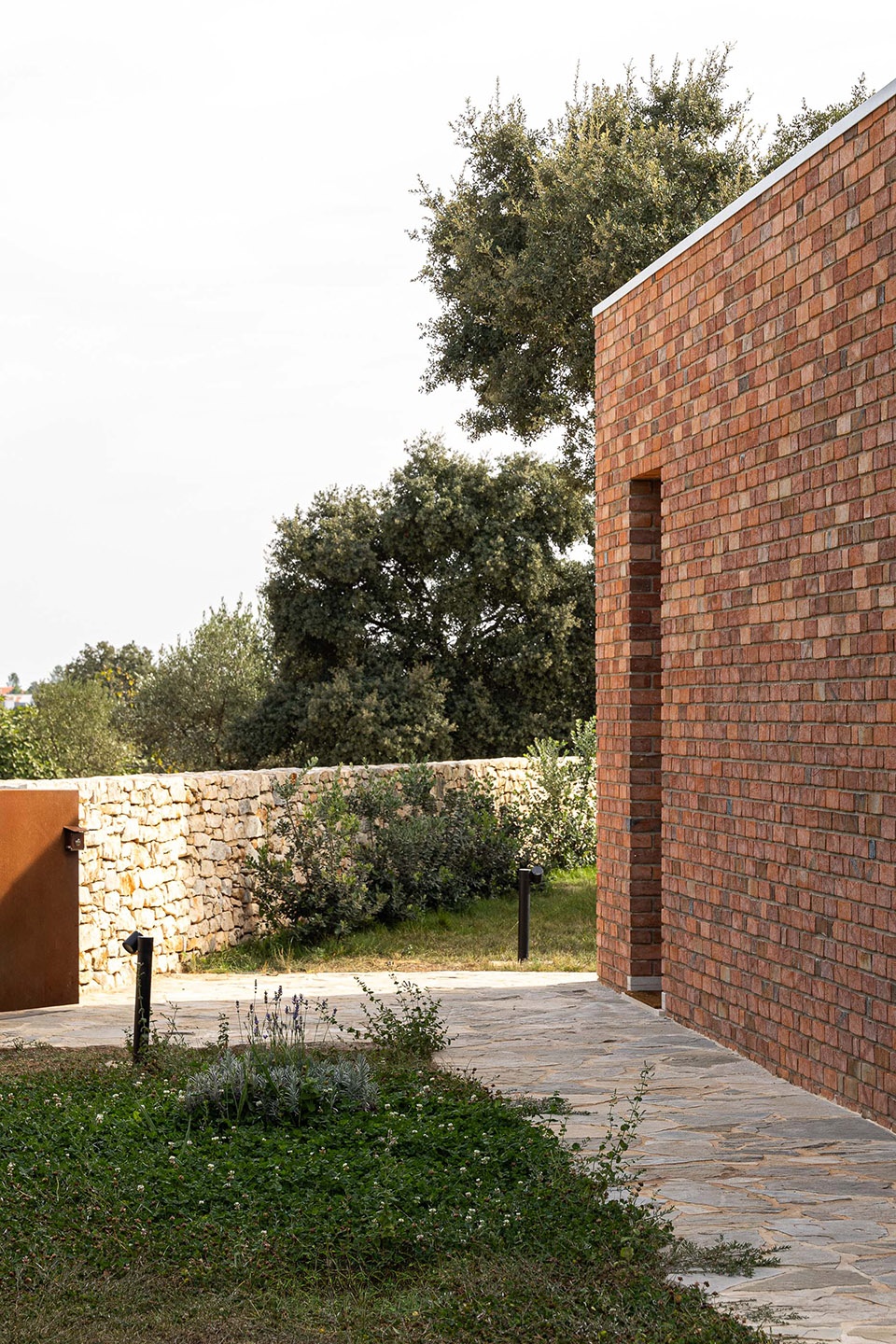 casa na lameira by joao pedro pedrosa arquitectos