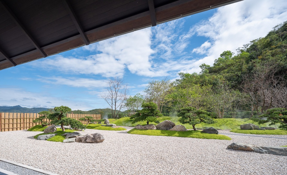 sanya aranya courtyard of ninefold mountains by yoshiki toda landscape
