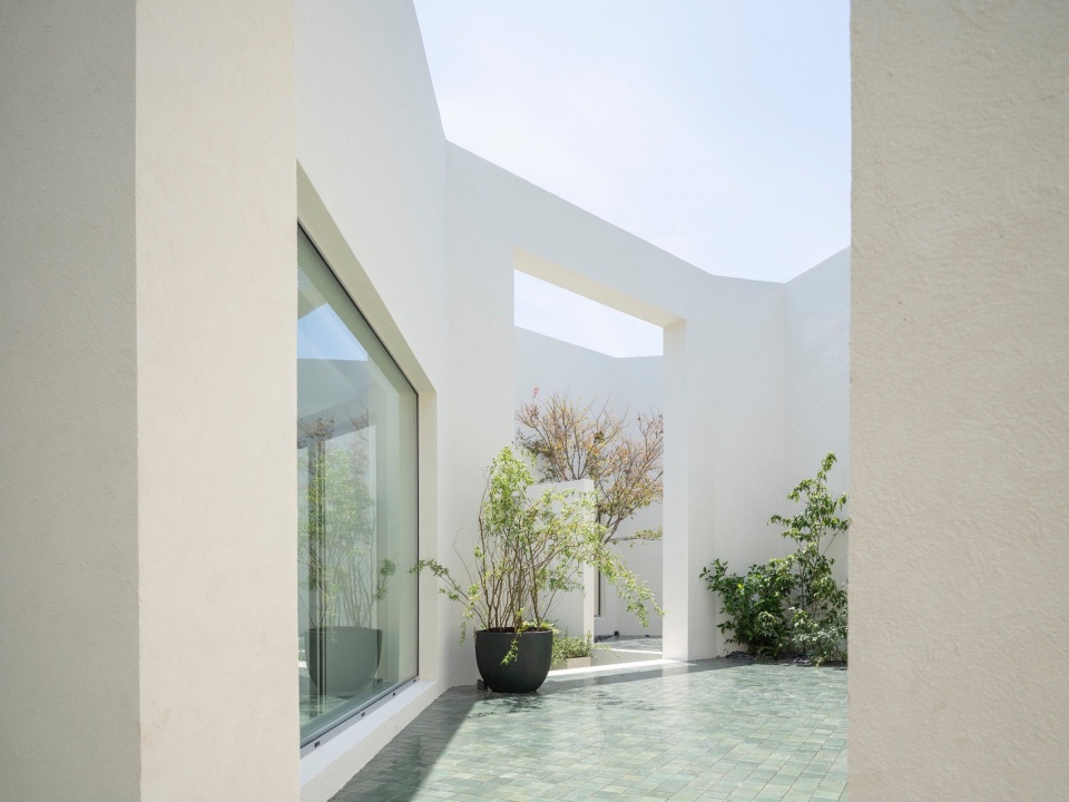 Su Yuan House and Garden by Atelier Deshaus
