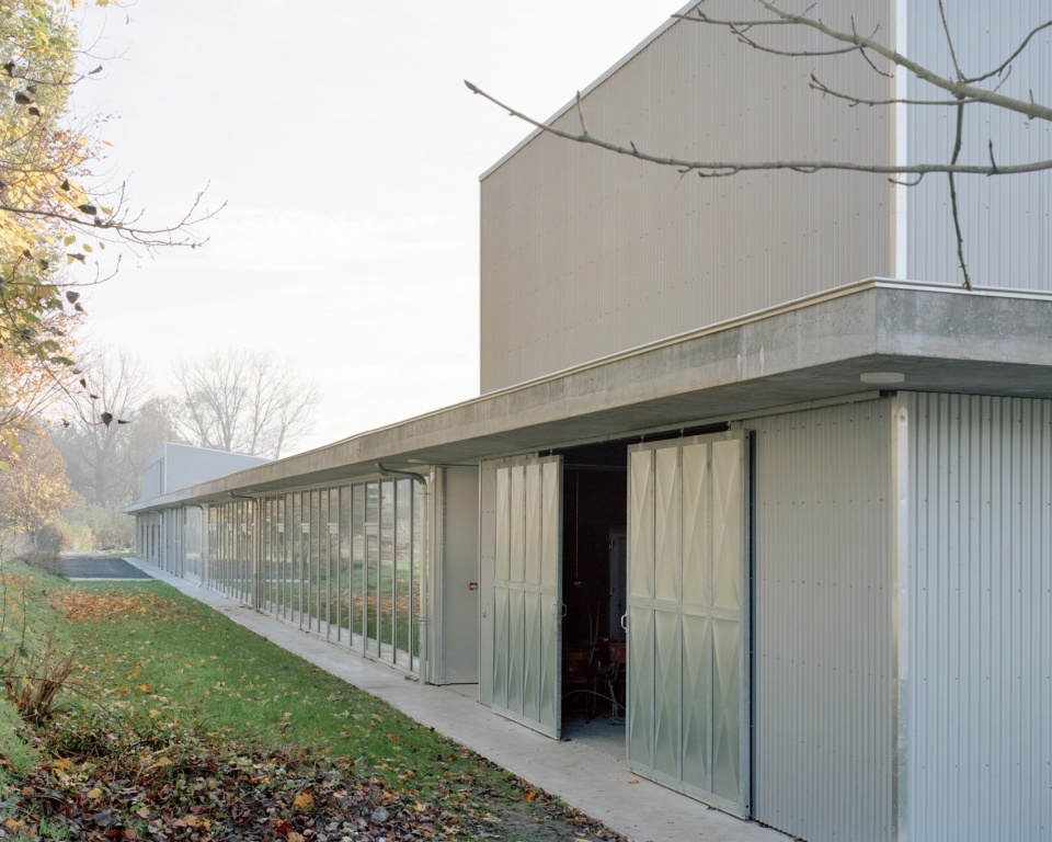 Templeuve School by CENTRAL