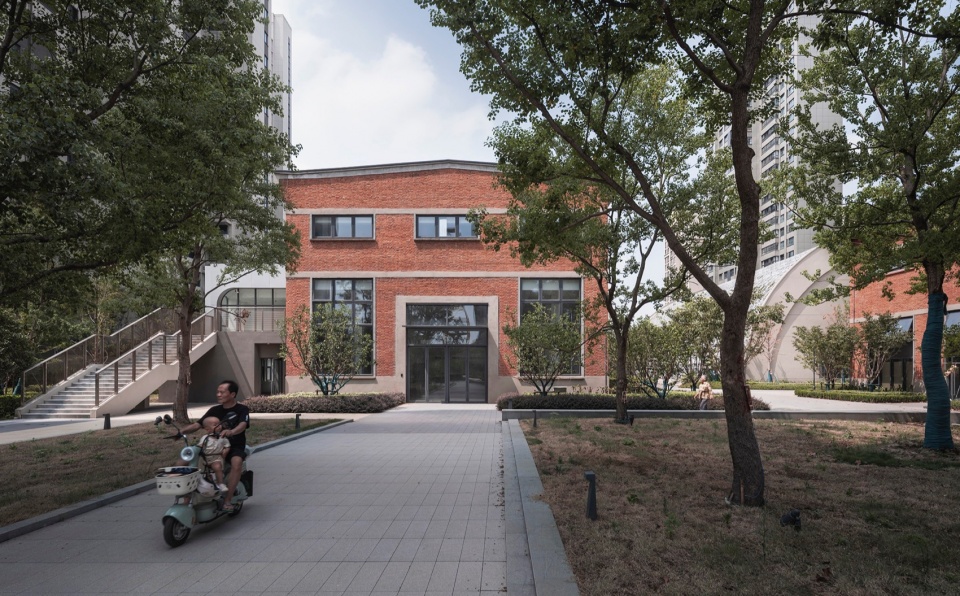 conservation and renovation of nanjing compressor factory youjiawa residential community center by seu arch uag