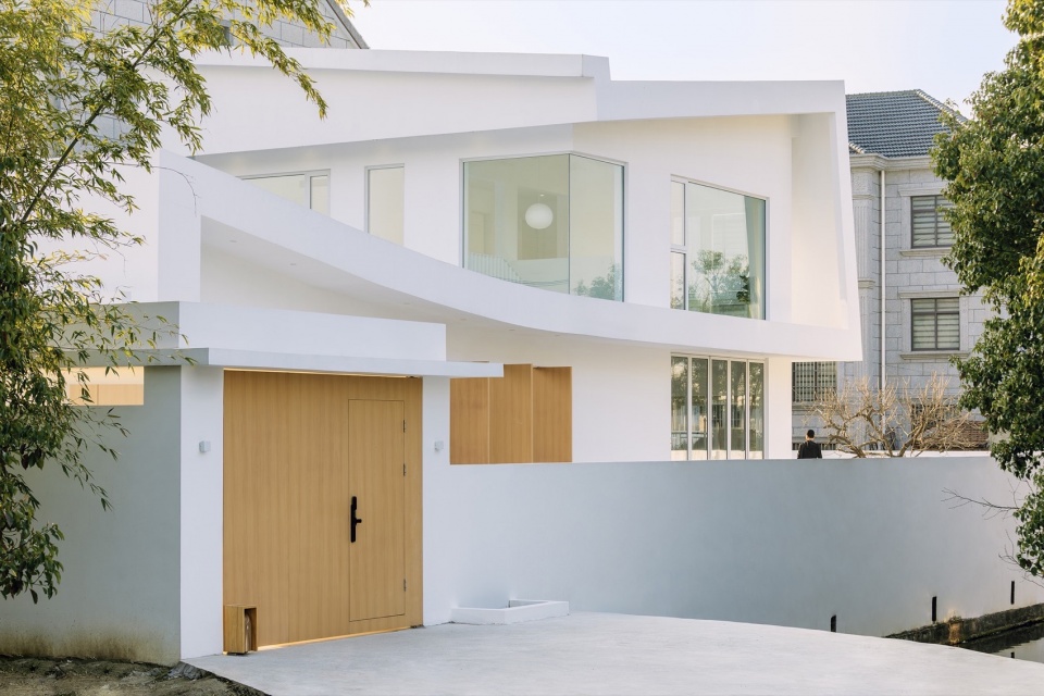 Q house by Yuanxiuwan Architect Associates