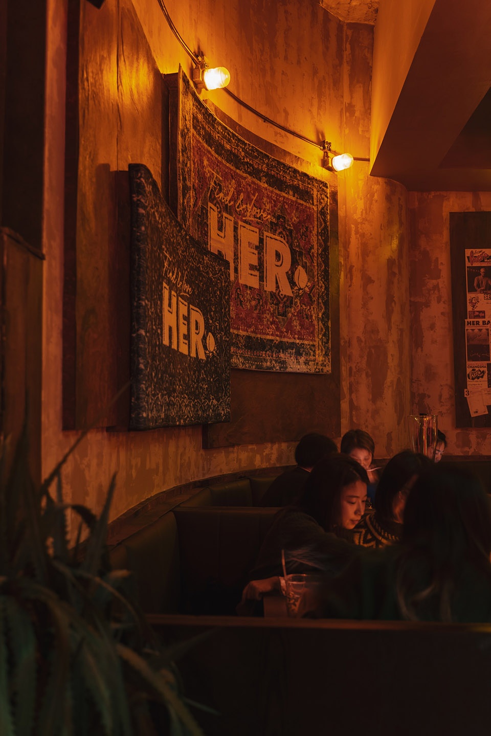 her bar taipei in chengdu by tm design