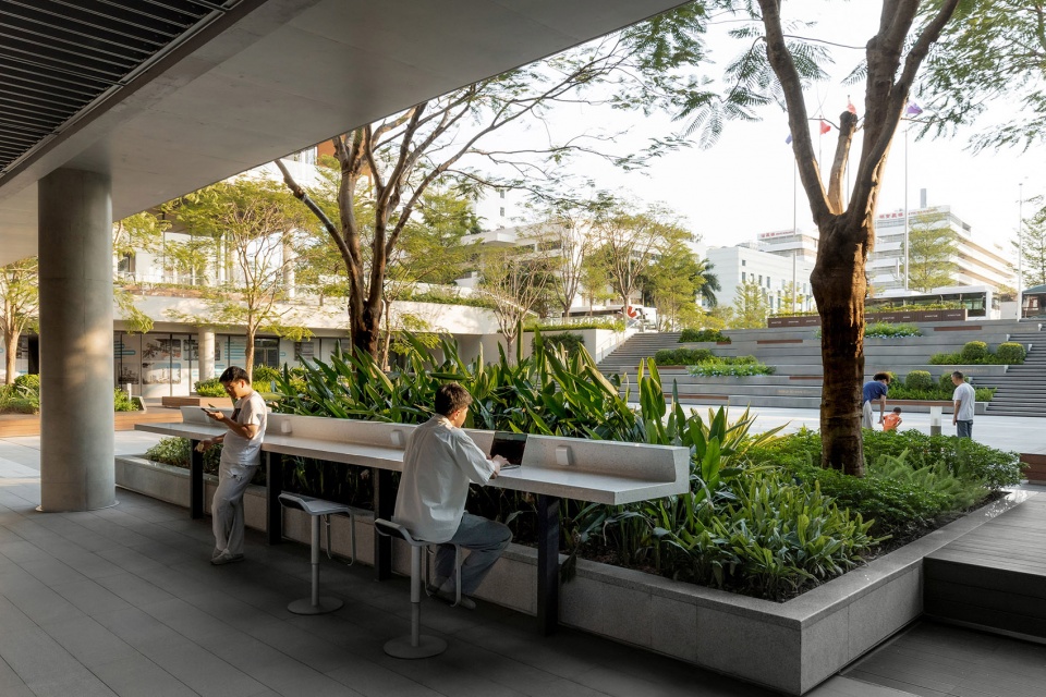 shenzhen longhua design headquarters landscape by elandscript sutpc