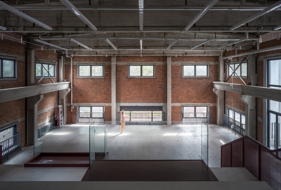 conservation and renovation of nanjing compressor factory youjiawa residential community center by seu arch uag