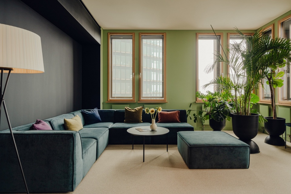 Freshfields Bruckhaus Deringe office by Kinzo