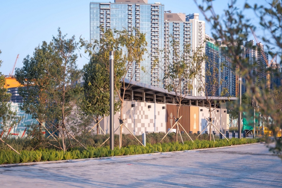 KAI TAK PROMENADE