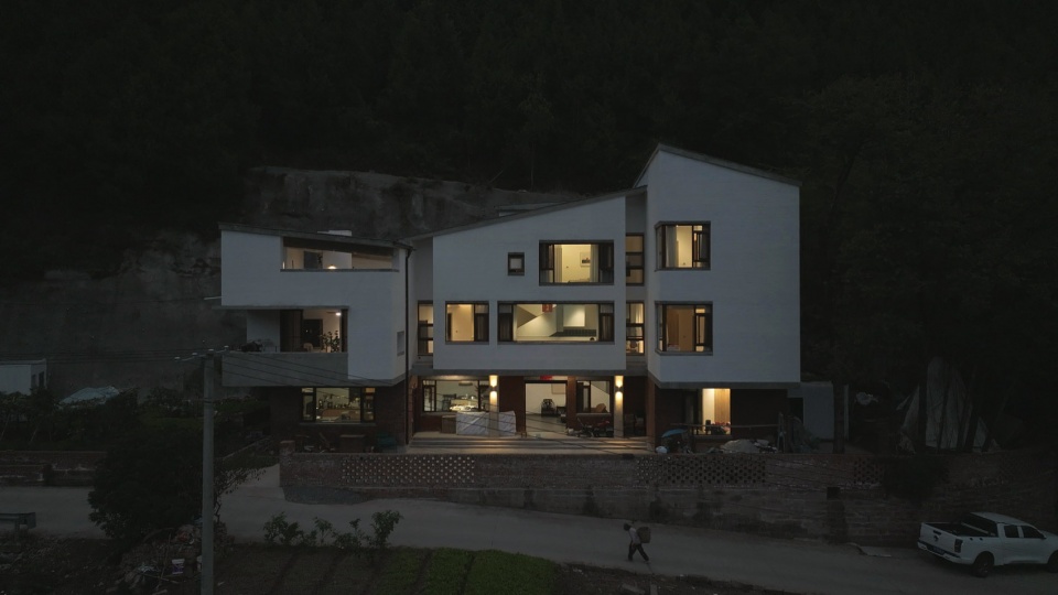 Mother s Home by epos architecture 拷贝