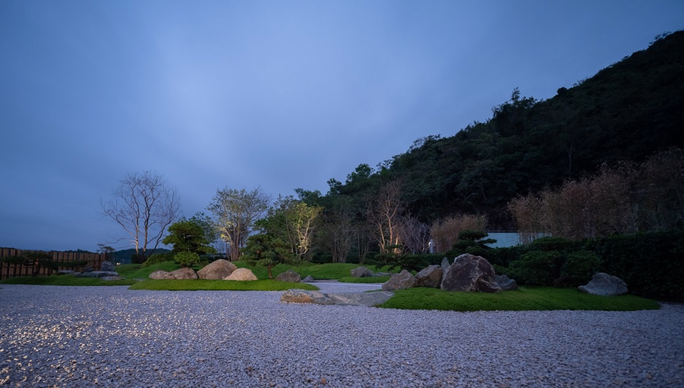 sanya aranya courtyard of ninefold mountains by yoshiki toda landscape