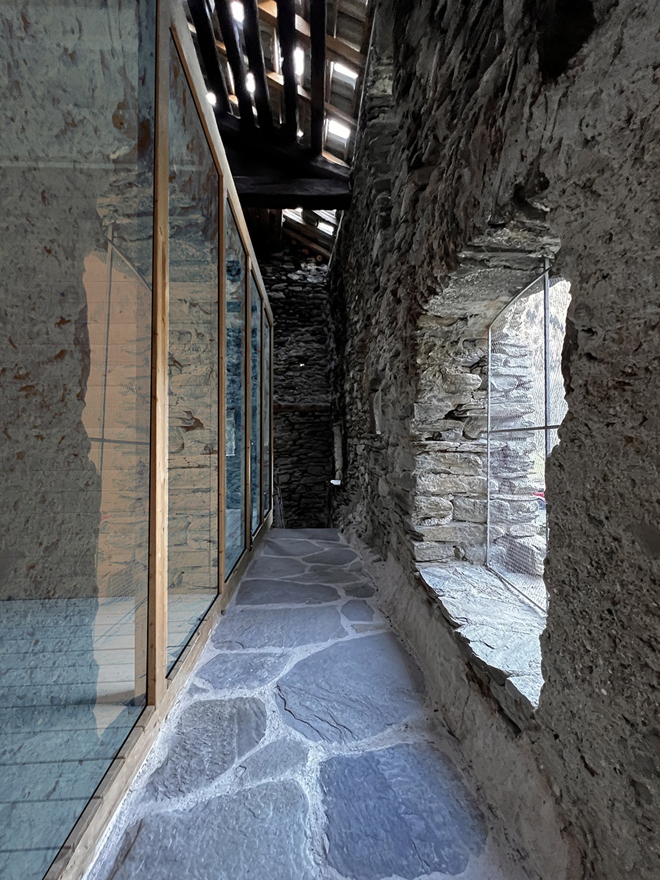 maira valley by dario castellino architetto