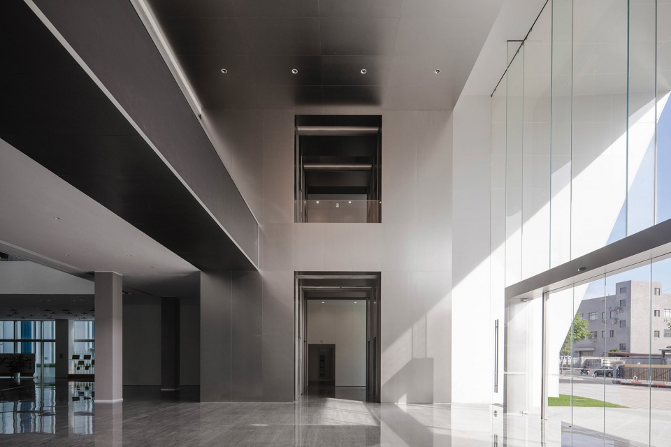 shenhao technology headquarters office by yuzo design