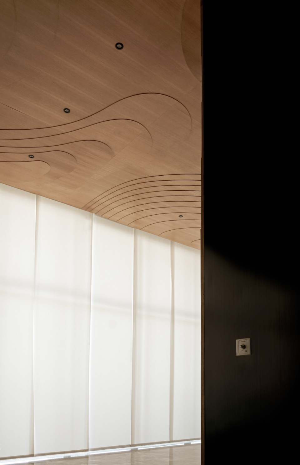 Embassy of the State of Kuwait by Architectkidd