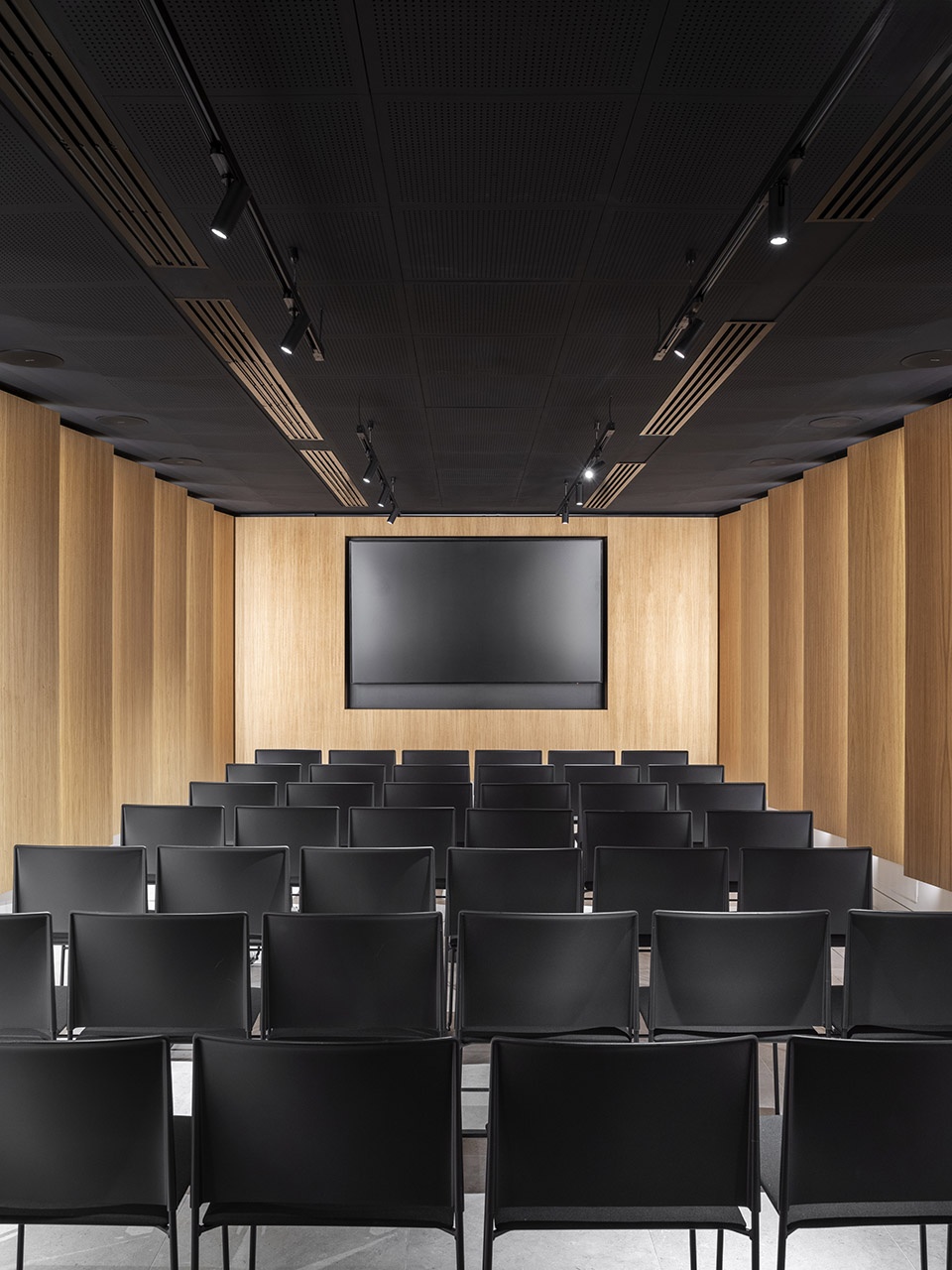dla pipers new italy headquarters by alvisi kirimoto
