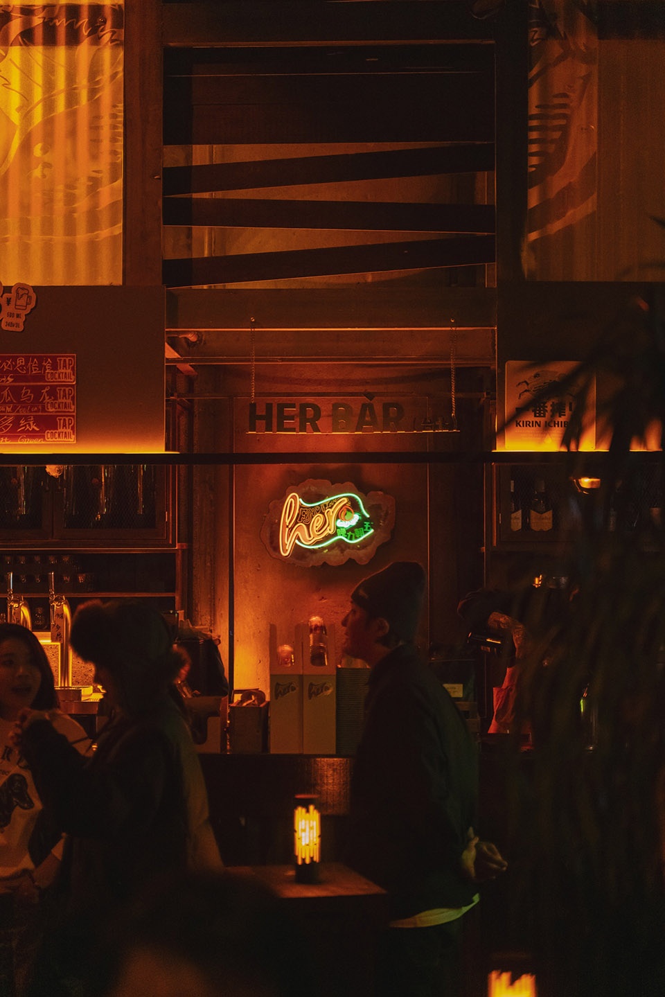 her bar taipei in chengdu by tm design