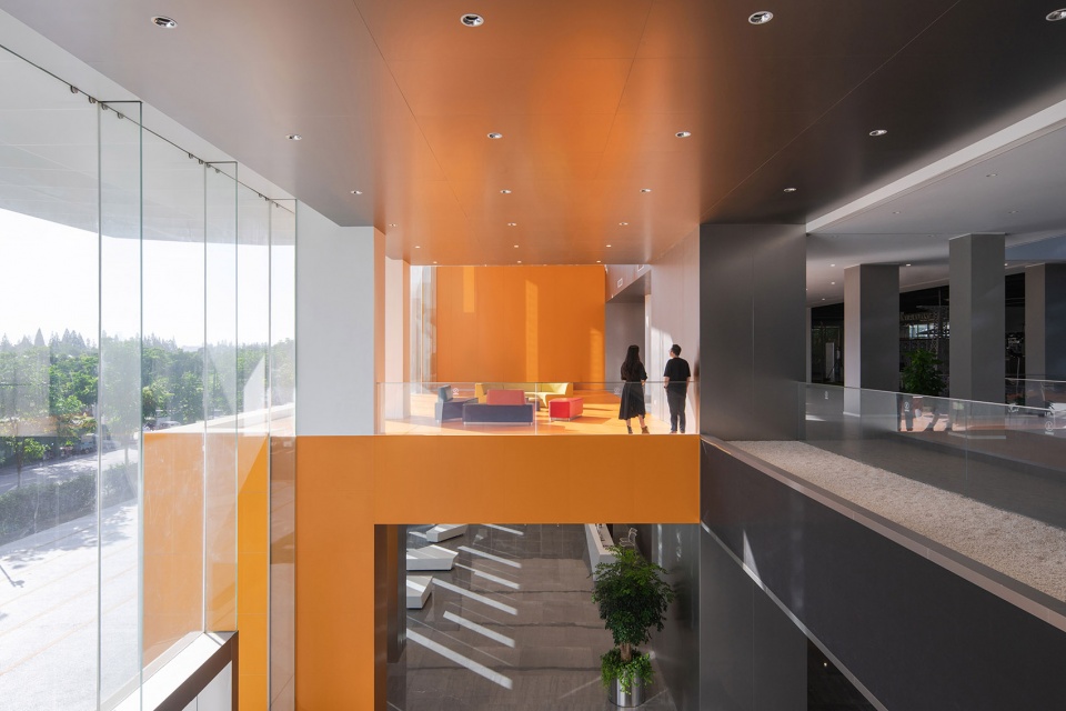 shenhao technology headquarters office by yuzo design