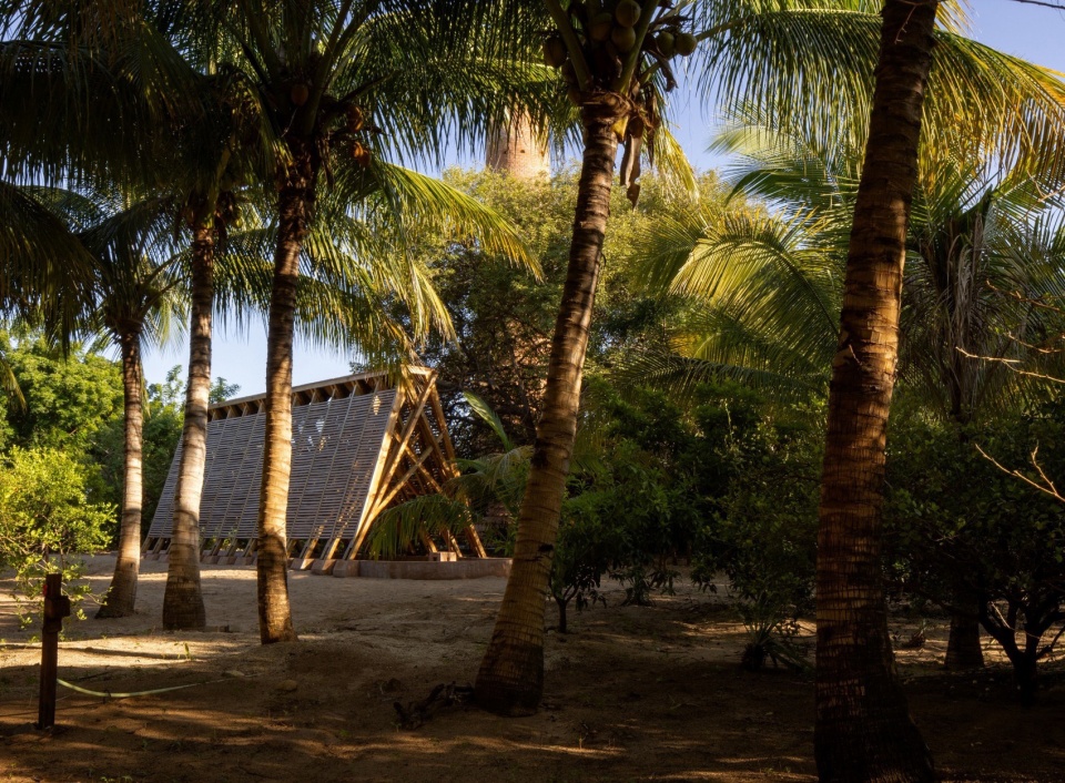 Orchid Pavilion for Casa Wabi by CCA Bernardo Quinzanos a0b