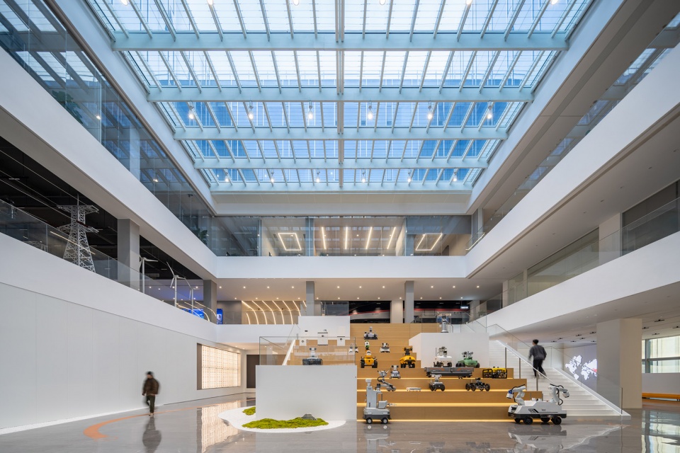 shenhao technology headquarters office by yuzo design