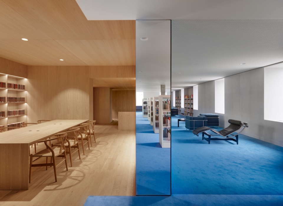 La Boussole Centre for Culture and Tourism by Dominique Coulon and Associes