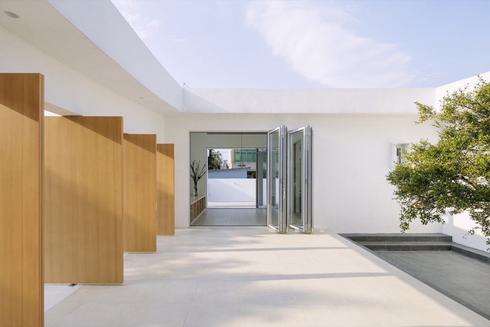 Q house by Yuanxiuwan Architect Associates