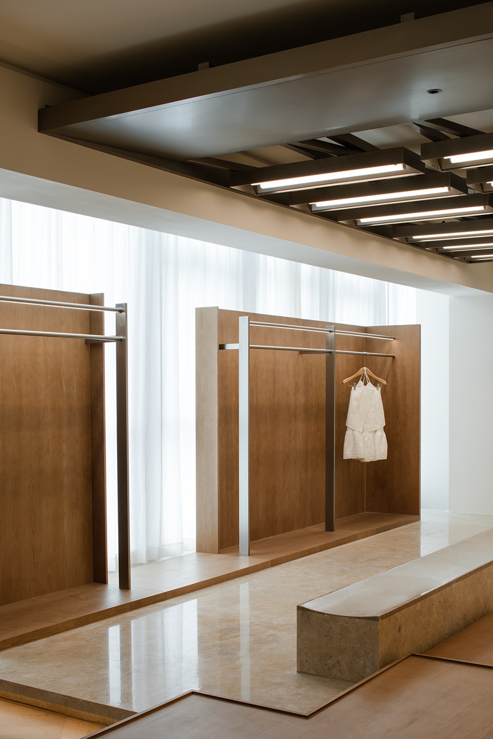 finoas headquarters by shire space research