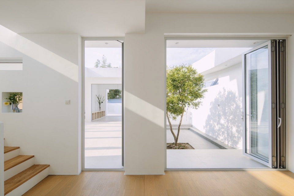 Q house by Yuanxiuwan Architect Associates