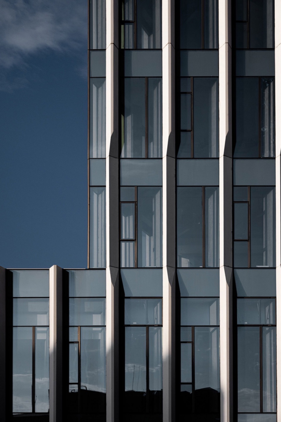 Yijia Building of Tongji University Students Activity Center in Jiading Campus by ongji Architectural Design Group Co. Ltd ATELIER LPLUS hit