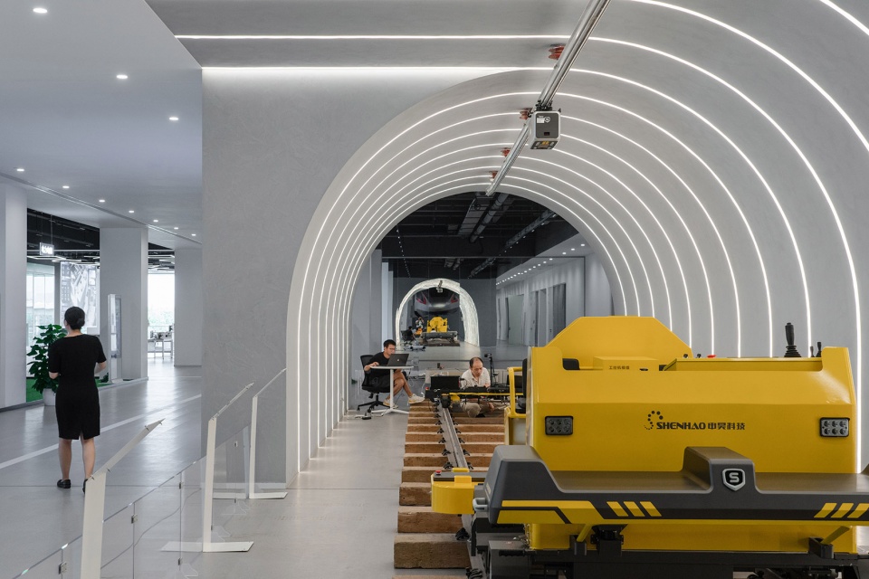 shenhao technology headquarters office by yuzo design