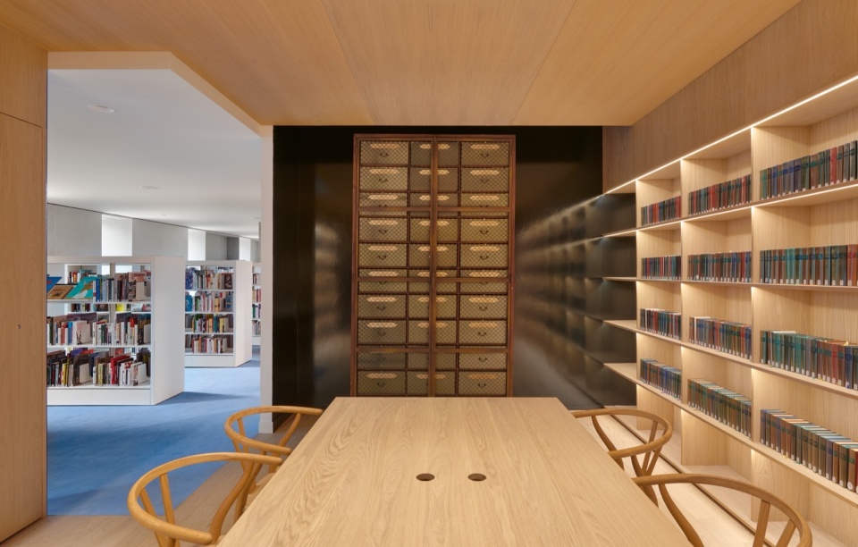La Boussole Centre for Culture and Tourism by Dominique Coulon and Associes