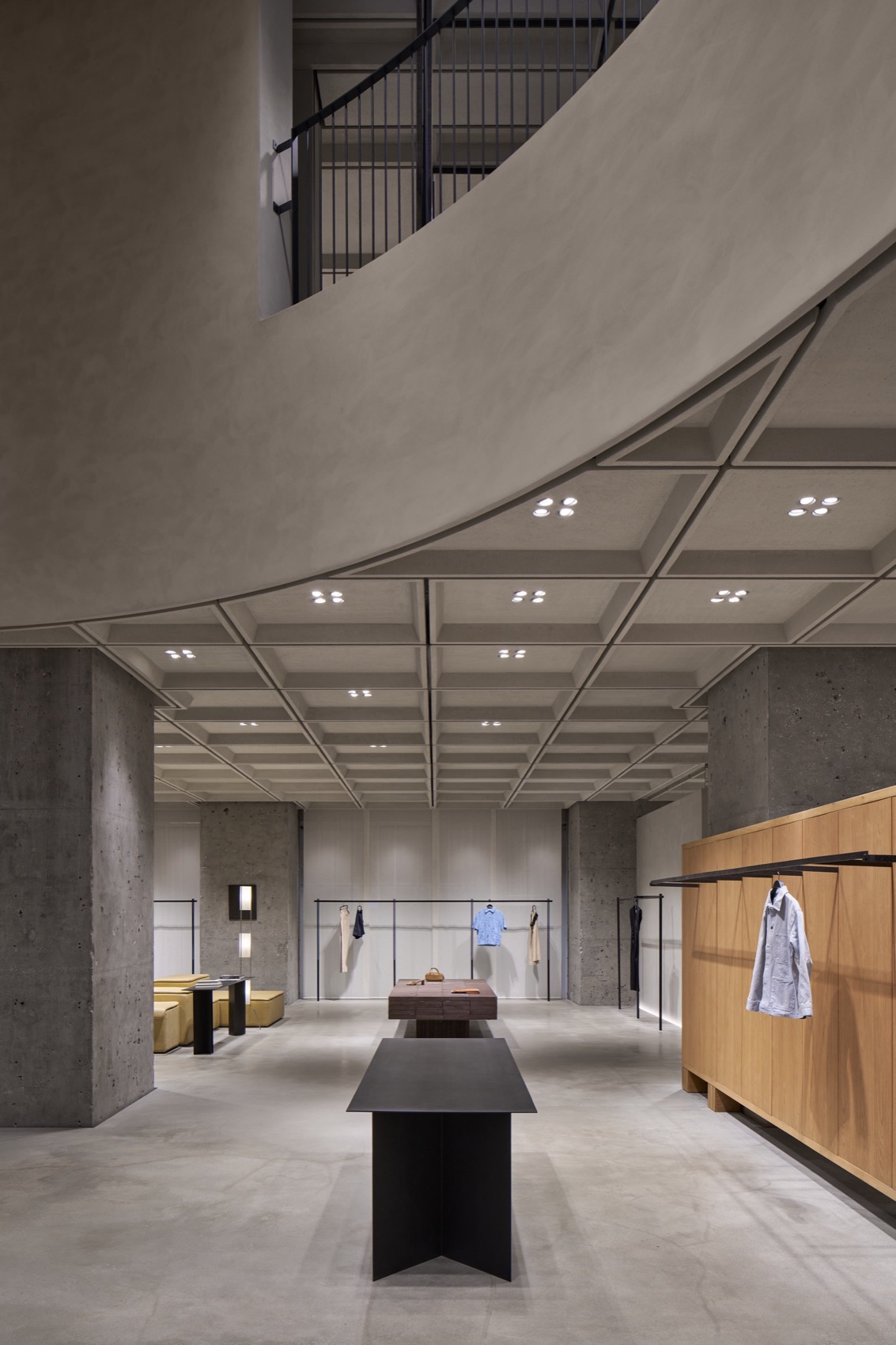 ZARA Nanjing Xinjiekou Flagship Store by AIM Architecture - 谷德设计网