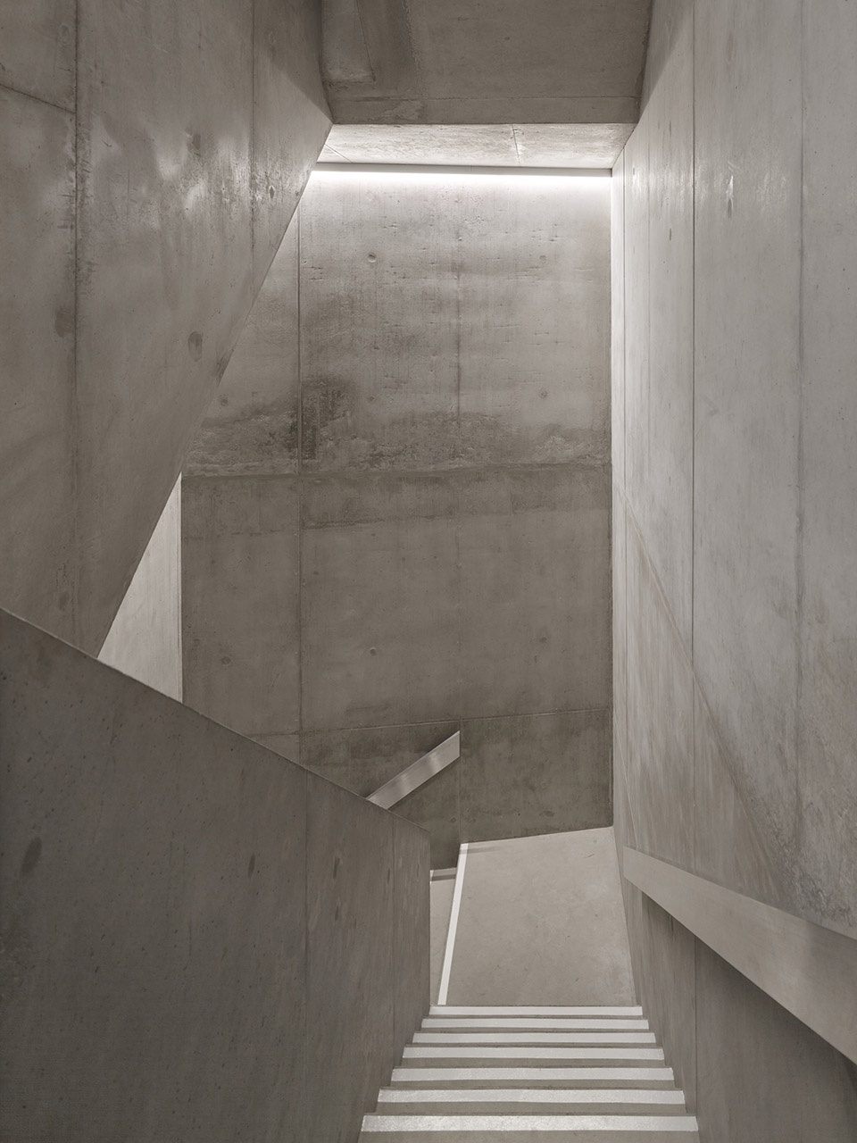 sierre business and general education school by bonnard woeffray architectes
