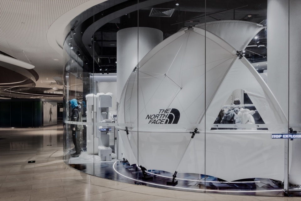 THE NORTH FACE URBAN EXPLORATION by kooo architects