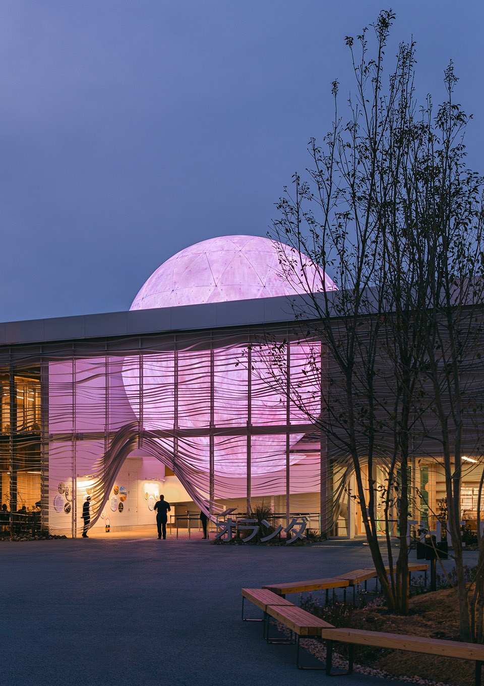 the netherlands pavilion by rau architects