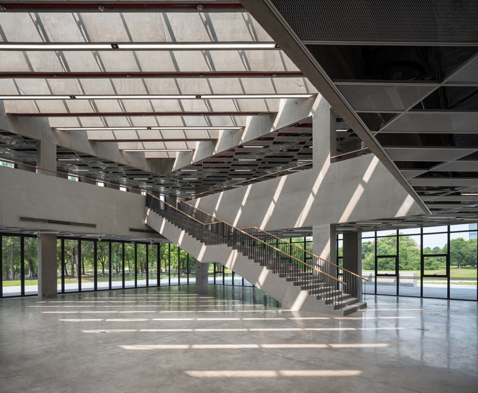 Yijia Building of Tongji University Students Activity Center in Jiading Campus by ongji Architectural Design Group Co. Ltd ATELIER LPLUS