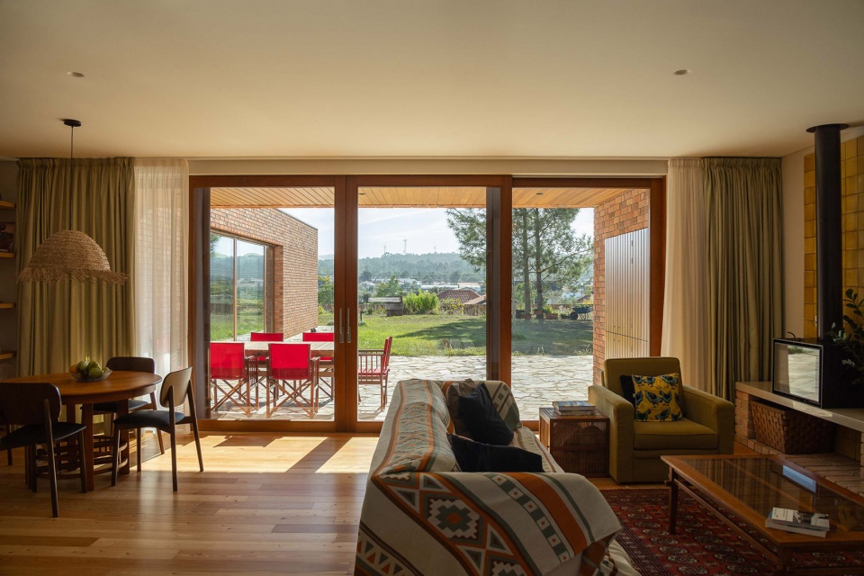 casa na lameira by joao pedro pedrosa arquitectos