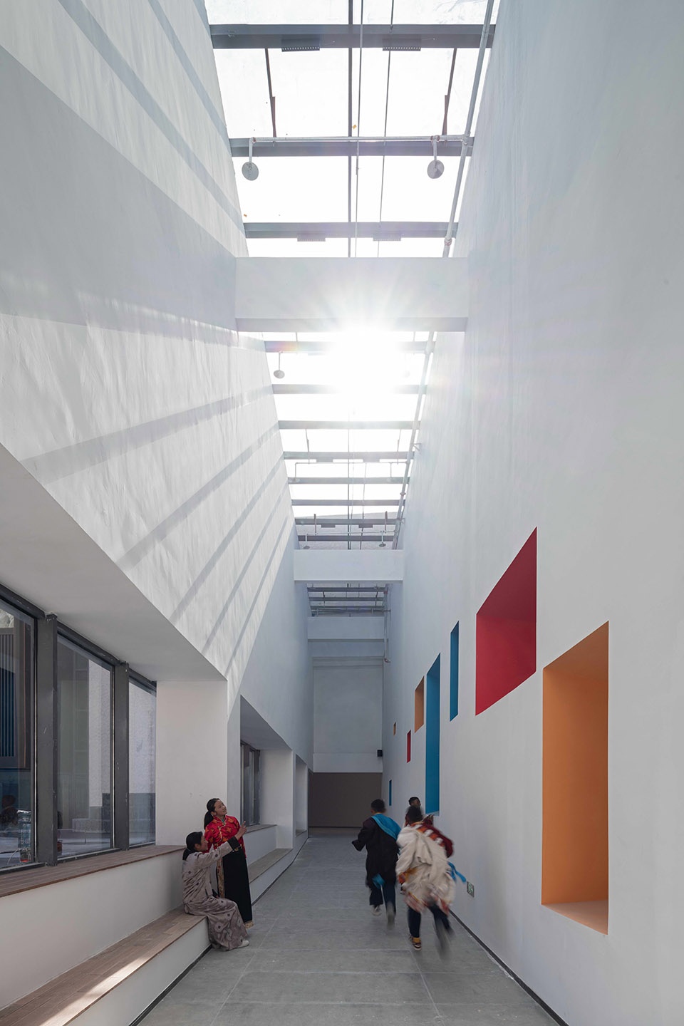 the multifunctional art center of lhozhag county middle school by shenzhen huahui design
