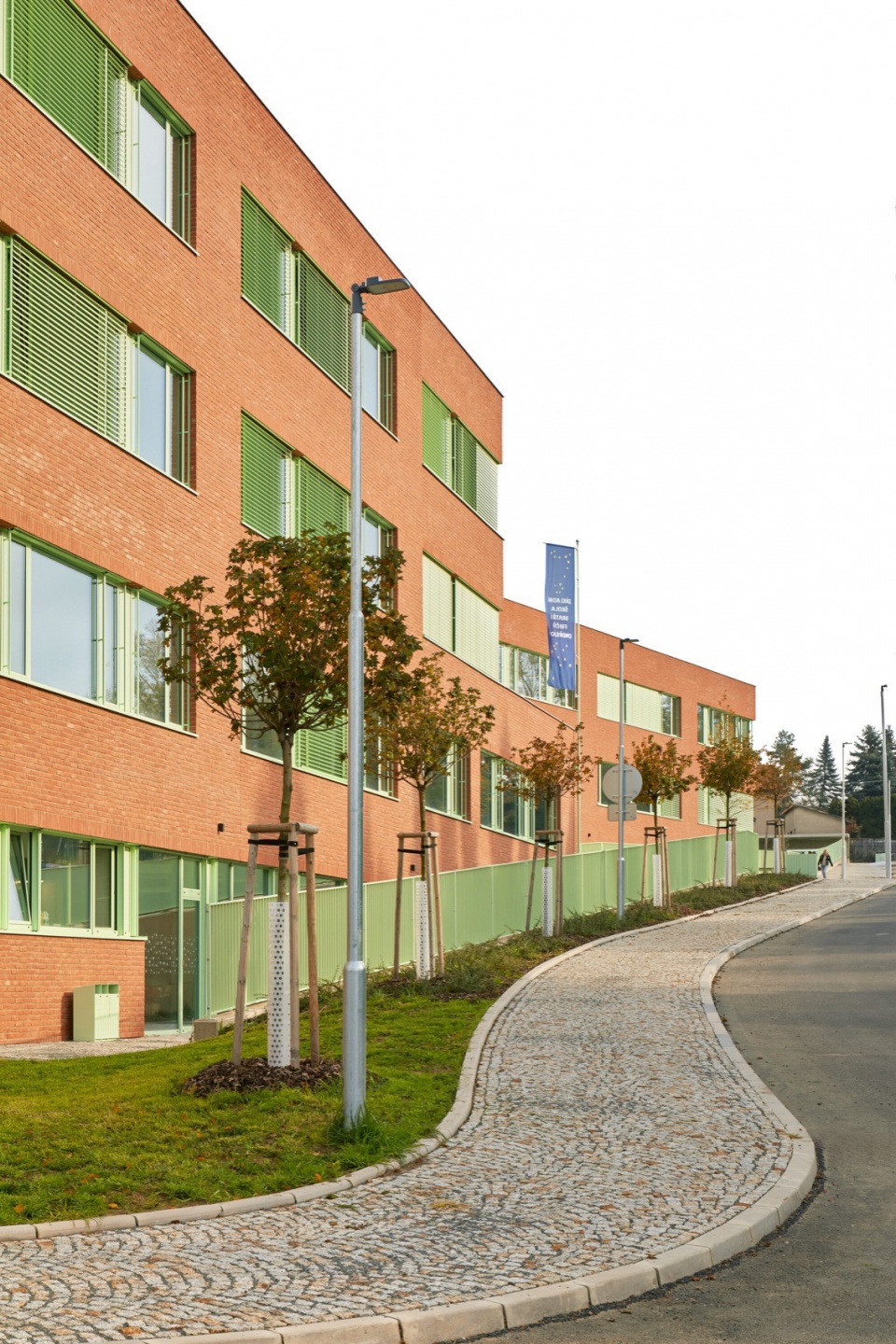Fric Brothers Elementary School by ATELIER 6