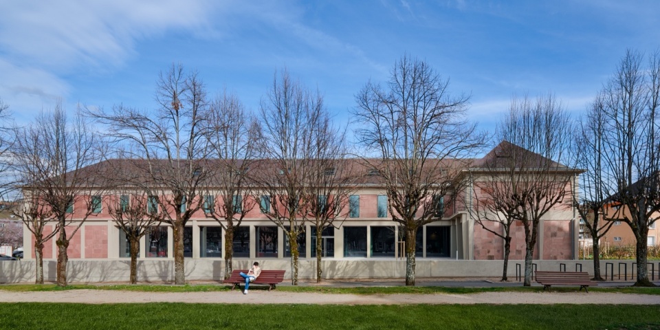 La Boussole Centre for Culture and Tourism by Dominique Coulon and Associes