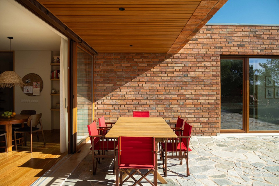 casa na lameira by joao pedro pedrosa arquitectos