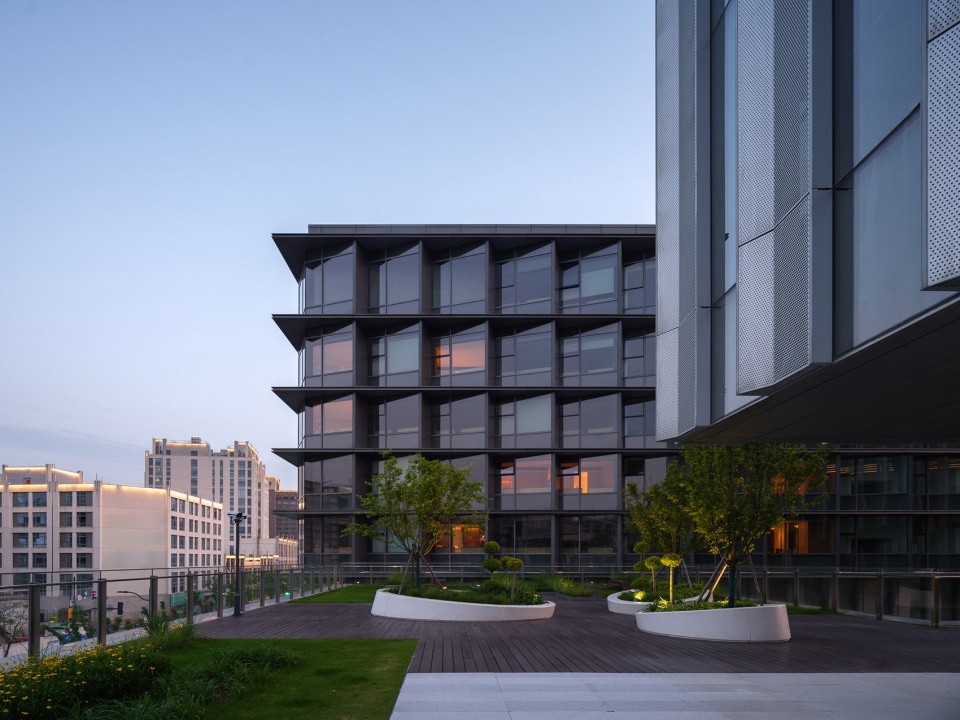 dishui lake international software engineering institute by eid arch